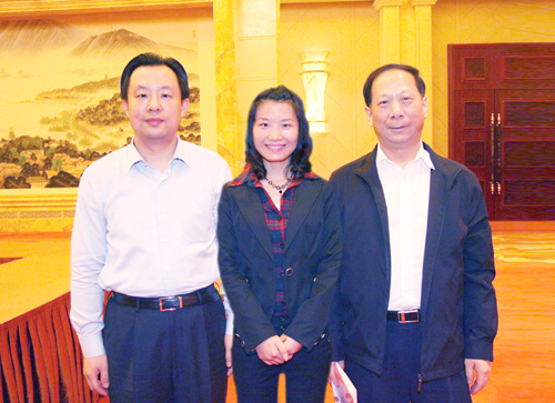 团中央书记处第一书记陆昊听取英格玛蓝领之家